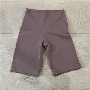 Mauve Aritzia spandex shorts
